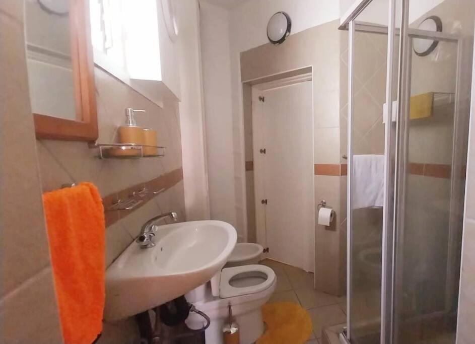 Spacious 1 Bedroom, Self Catering Apartment In Glenwood, Дурбан Екстер'єр фото